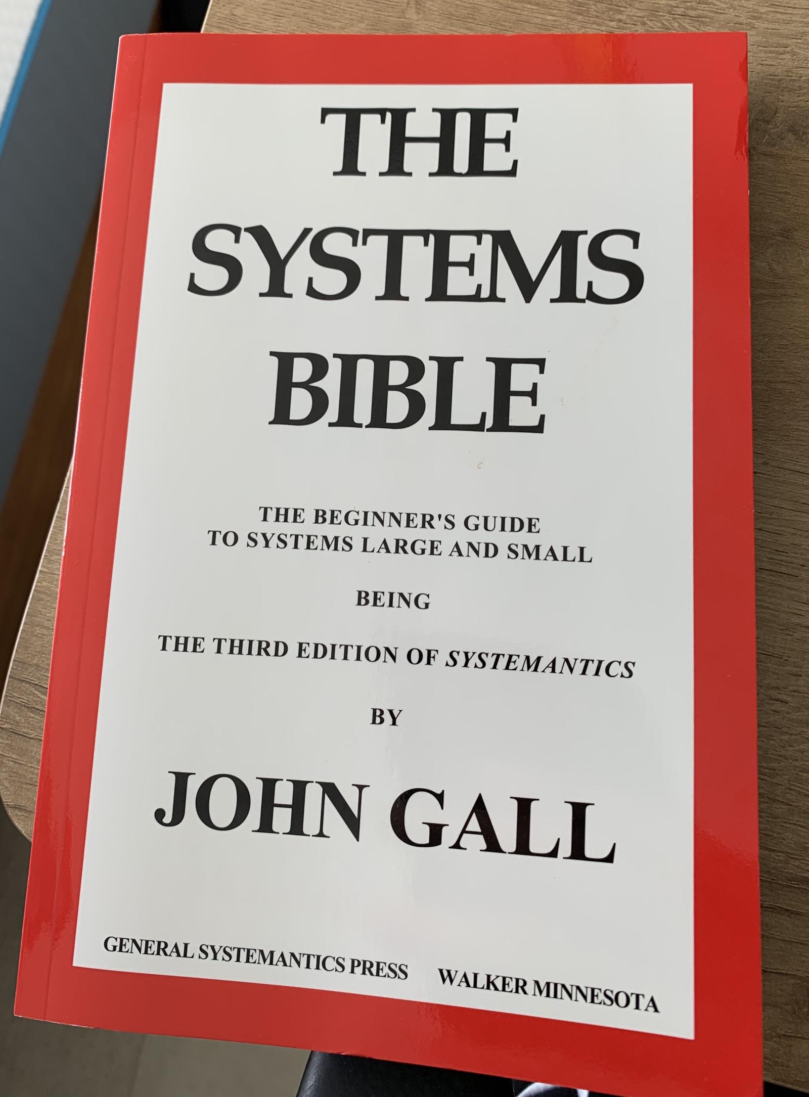 The Systems Bible — отличная книжка, рассказывающая про свойства сложных систем